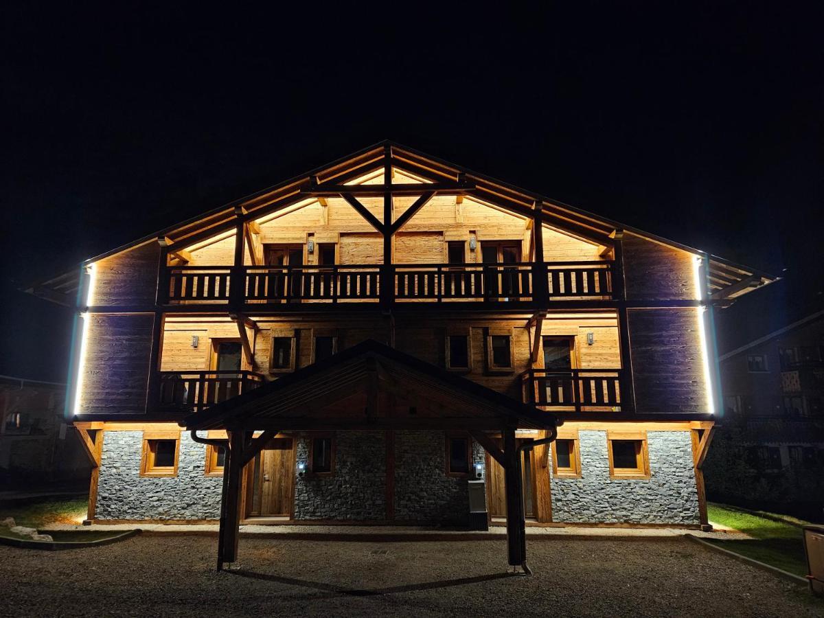 Demi-Chalet Vadel La Panthiaz 15 Pers 5 Chambres Abondance Extérieur photo